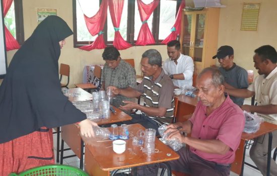 Dosen UTU Memperkenalkan Pembuatan Tangki Septik Anaerob Di Desa Cotkuta Kabupaten Nagan Raya