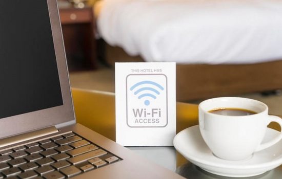Hati-hati Main Wi-Fi di Hotel Karena Password HP Bisa Dicuri