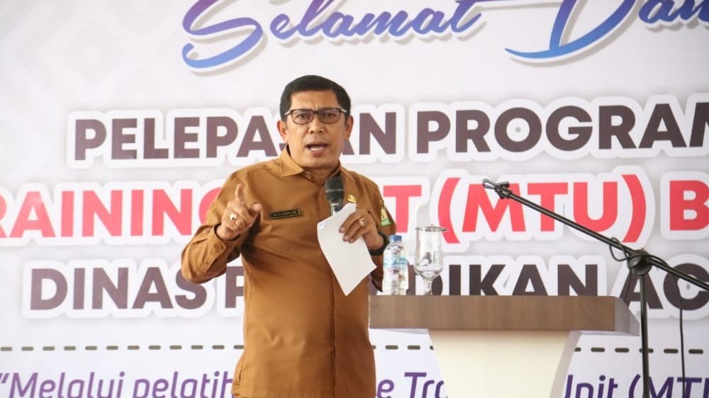 Kadis Pendidikan Aceh Lepas 3 MTU ke 30 SMK Di Aceh
