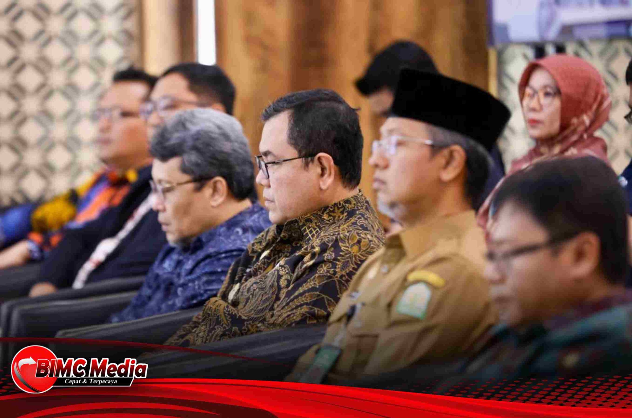 Pj Bupati Aceh Barat Mahdi Efendi Hadiri Seminar Diseminasi Laporan Ekonomi Aceh | Foto: ist